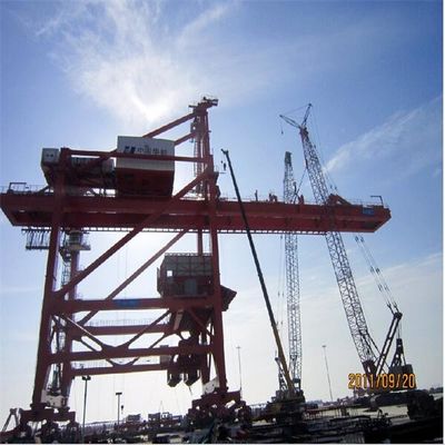 Op rails gemonteerde Greeptype Schiplosinstallatie voor Bulk Materiële Behandeling