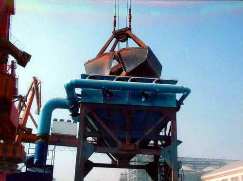 Gemotoriseerde Band Opgezette Eco-Vultrechter voor Zeehaven Eind Bulkmaterialenbehandeling